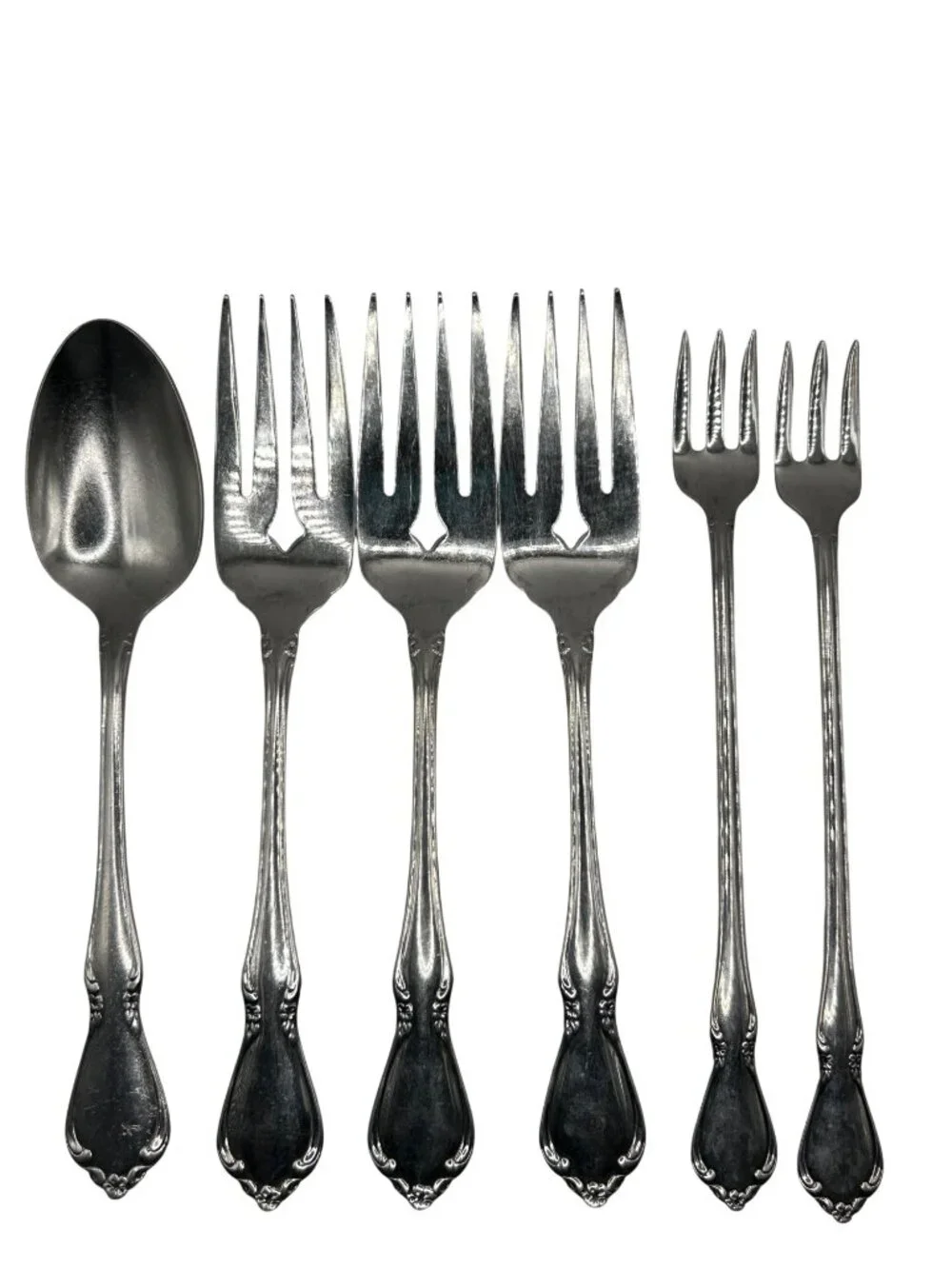 Oneida Silver Chateau Stainless Glossy Flatware replacement Set - 6 Pieces silve